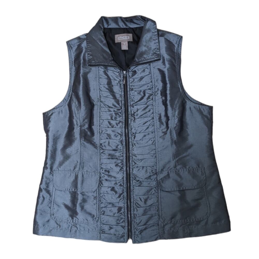 Chico's metallic pewter pintuck‎ pleated zip up vest